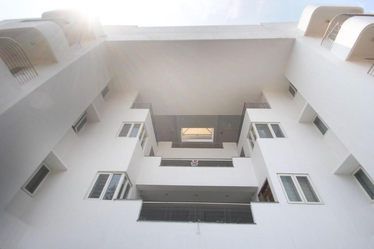 Capital O 64773 Horizon Heights Serviced Apartments Коимбаторе Екстериор снимка