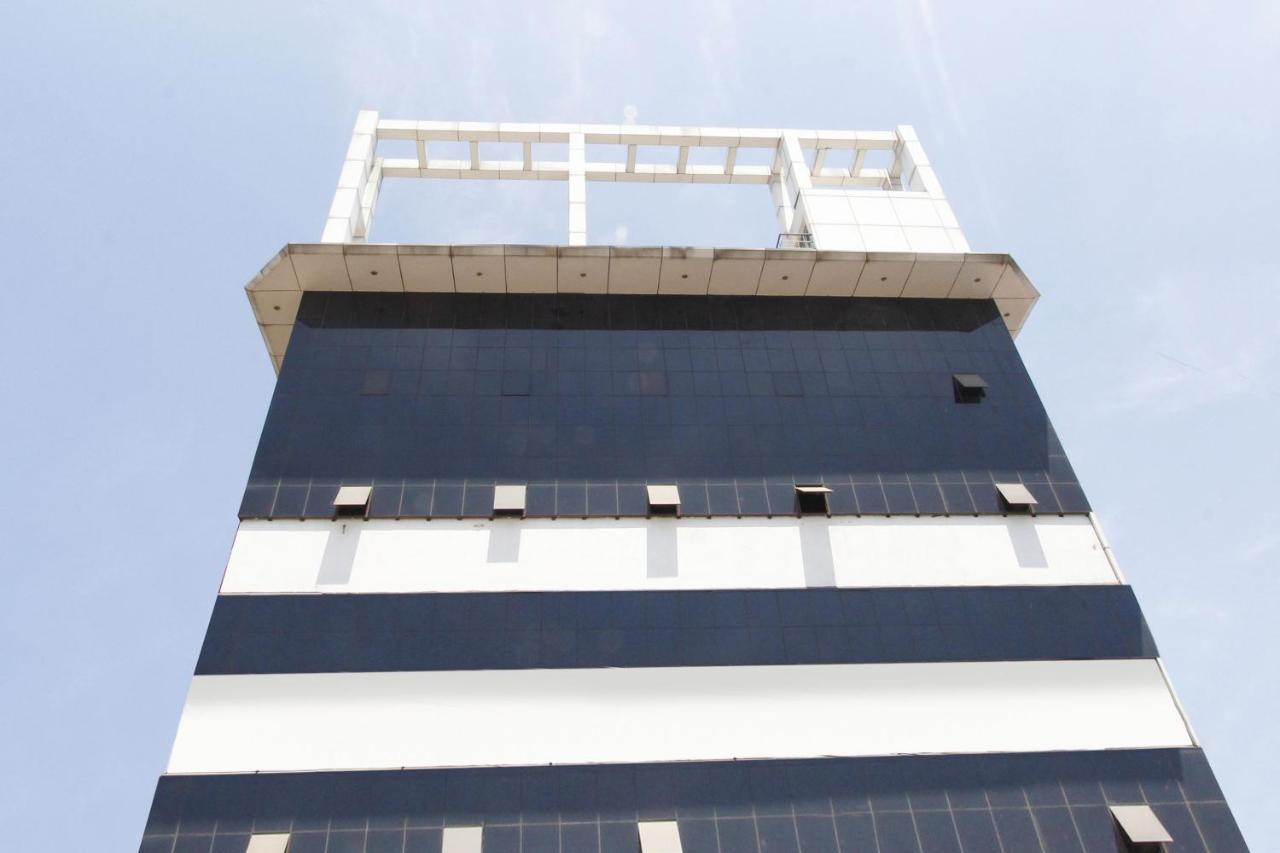 Capital O 64773 Horizon Heights Serviced Apartments Коимбаторе Екстериор снимка